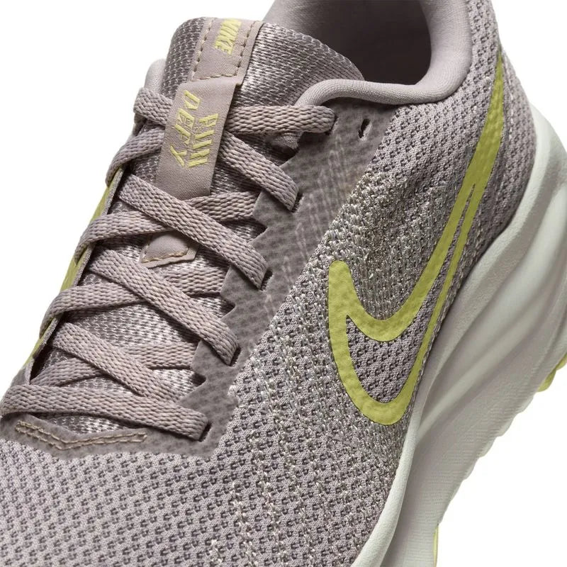 Nike Run Defy Zapatillas de correr en pavimento para mujer