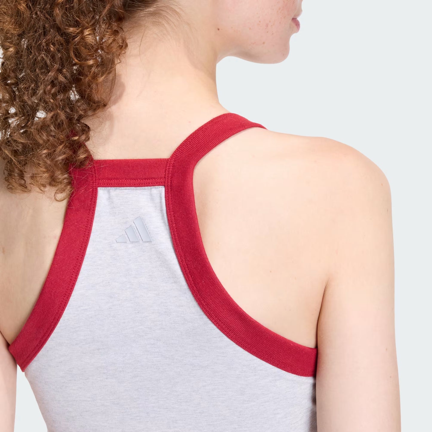 Camiseta de tirantes con diseño bordado Seasonal Essentials Colorpop