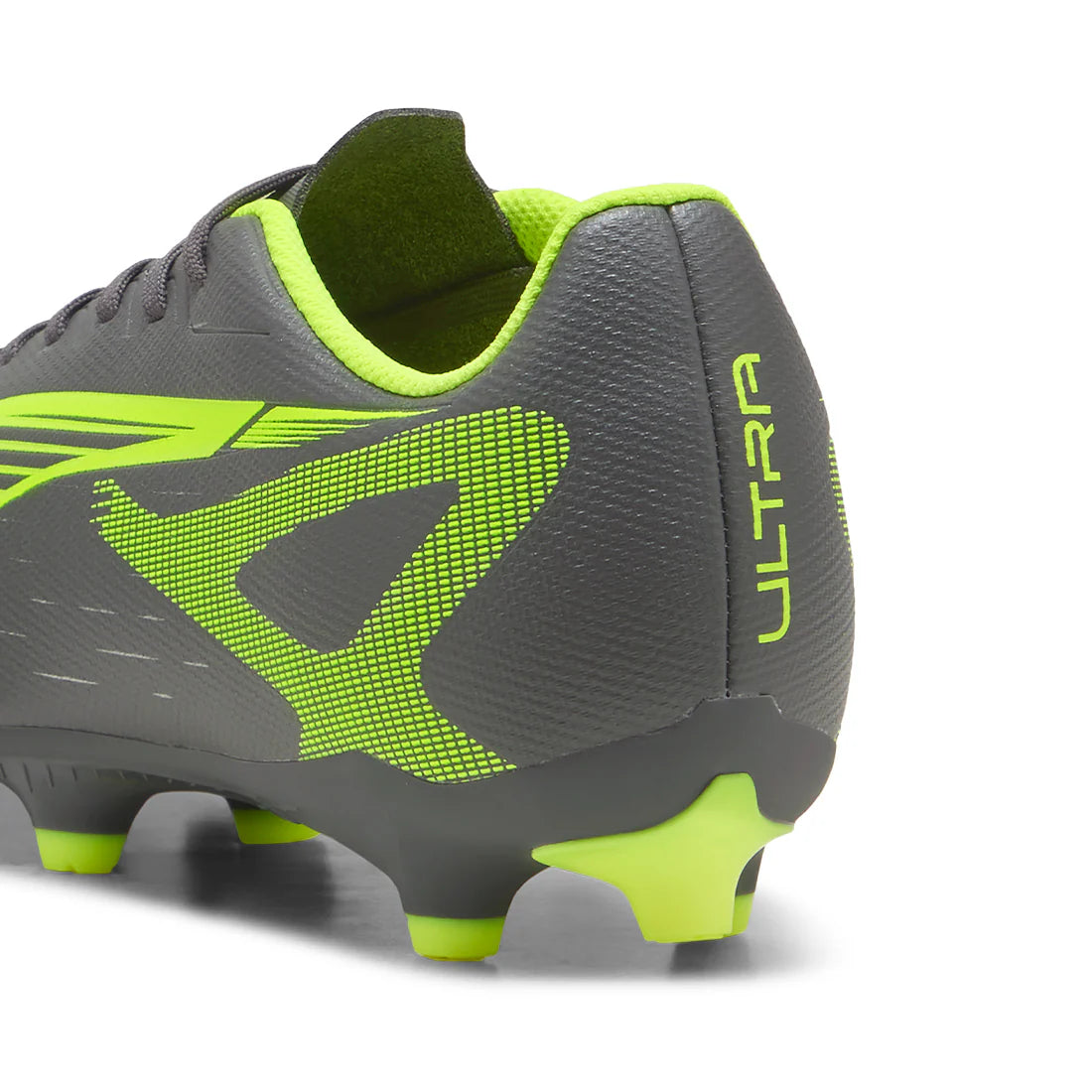 Chimpun  de fútbol PUMA Ultra 5 Play FG/AG para hombre,