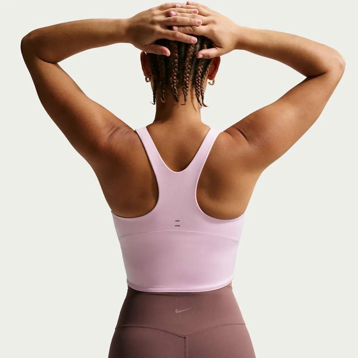 Nike Tempo Polera deportiva cropped con sostén incorporado y soporte medio para mujer