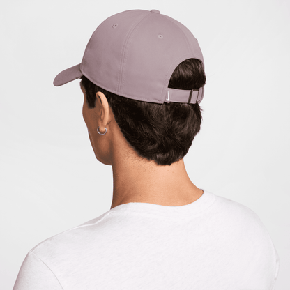 Nike Club Gorra Swoosh sin estructura