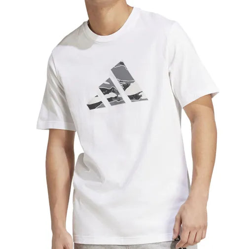 Camiseta con gráfico de logotipo de camuflaje