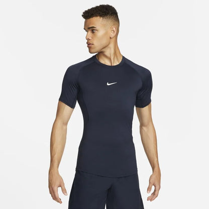 Nike Pro Polo de fitness de manga corta Dri-FIT ajustada para hombre