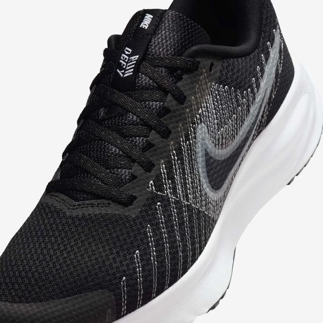 Nike Run Defy Zapatillas de correr en pavimento para mujer