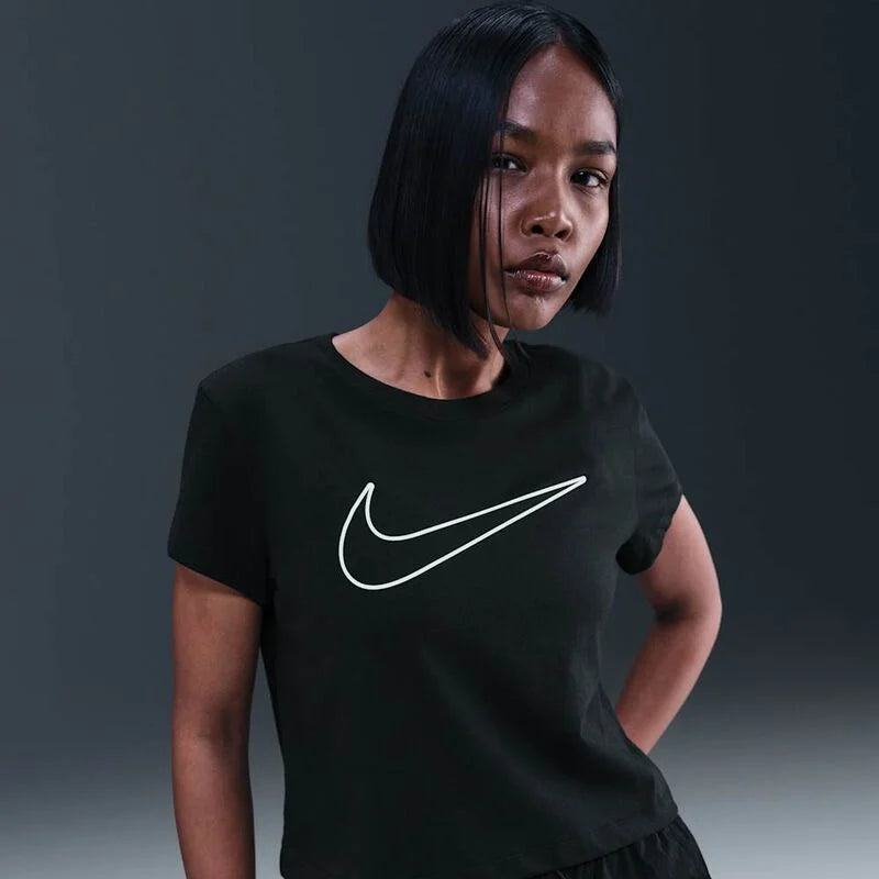 Nike Sportswear Polo gráfica de manga corta para mujer