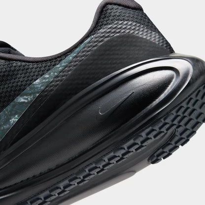 Nike Revolution 8 Zapatillas de correr en pavimento Realtree® para hombre
