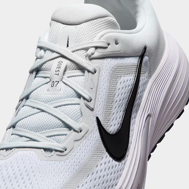 Nike Quest 7 Zapatillas de correr en pavimento para hombre