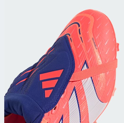 Chimpunes de fútbol Predator League con lengüeta plegable para terreno firme/multiterreno