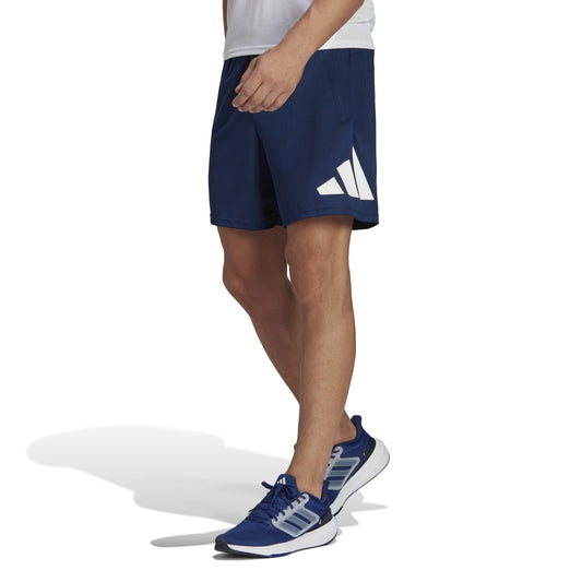 PANTALONES CORTOS DE ENTRENAMIENTO TRAIN ESSENTIALS LOGO