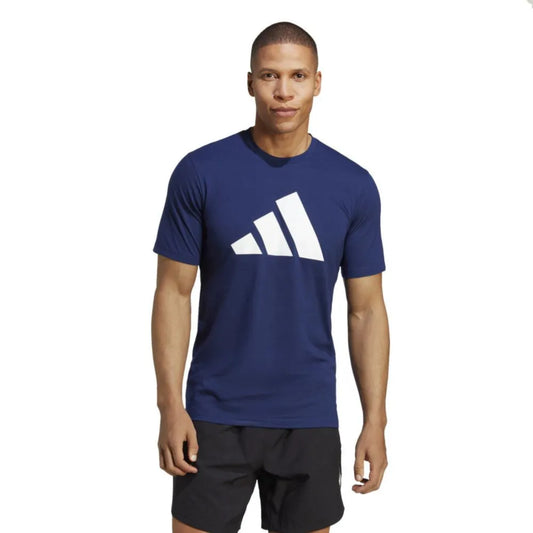 POLO DE ENTRENAMIENTO TRAIN ESSENTIALS FEELREADY LOGO