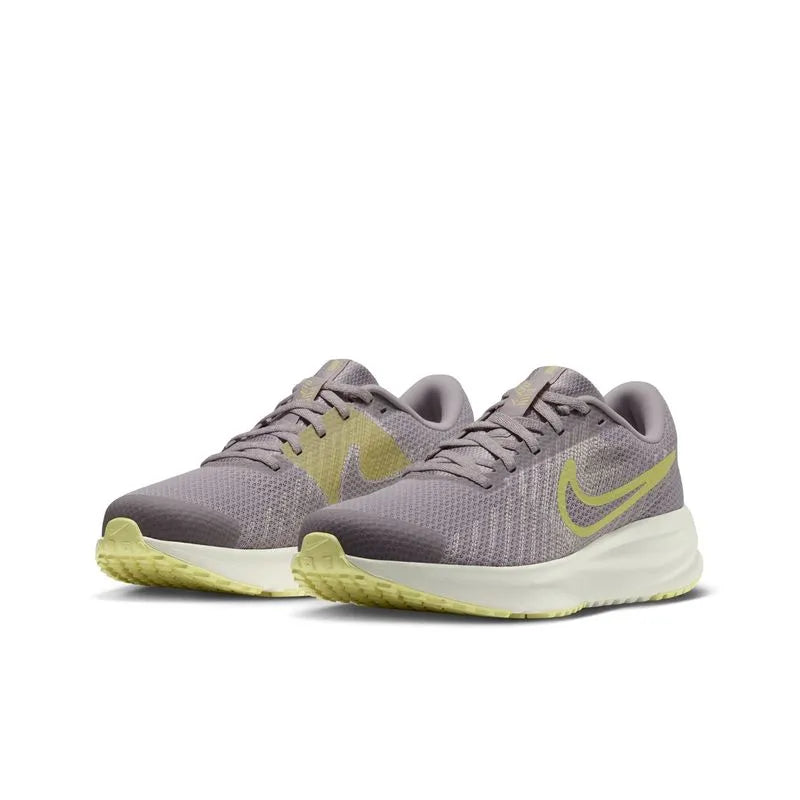 Nike Run Defy Zapatillas de correr en pavimento para mujer