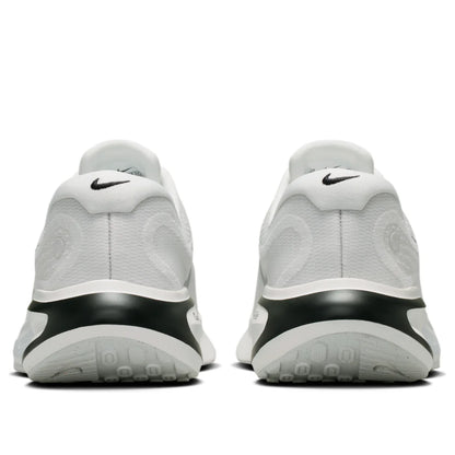 Nike Journey Run Zapatillas de correr en pavimento para hombre