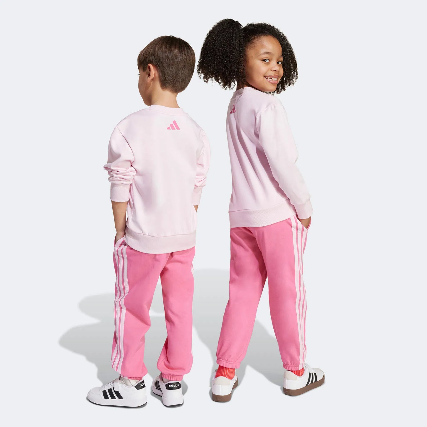 Conjunto de pantalón jogger de algodón perchado Essentials de temporada Adiraptor para niños pequeños