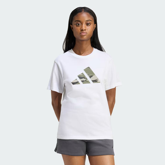 CAMISETA CON ESTAMPADO DE CAMUFLAJE