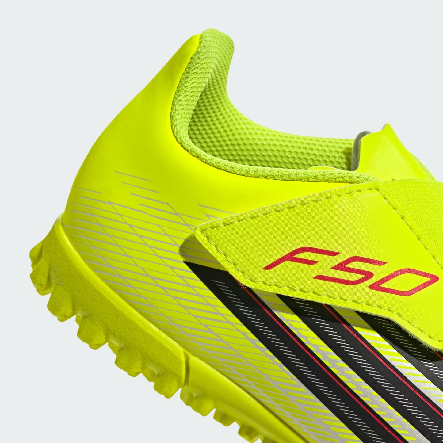 Zapatillas con tiras ajustables de cierre por contacto para PASTO SINTÉTICO F50 CLUB para NIÑOS