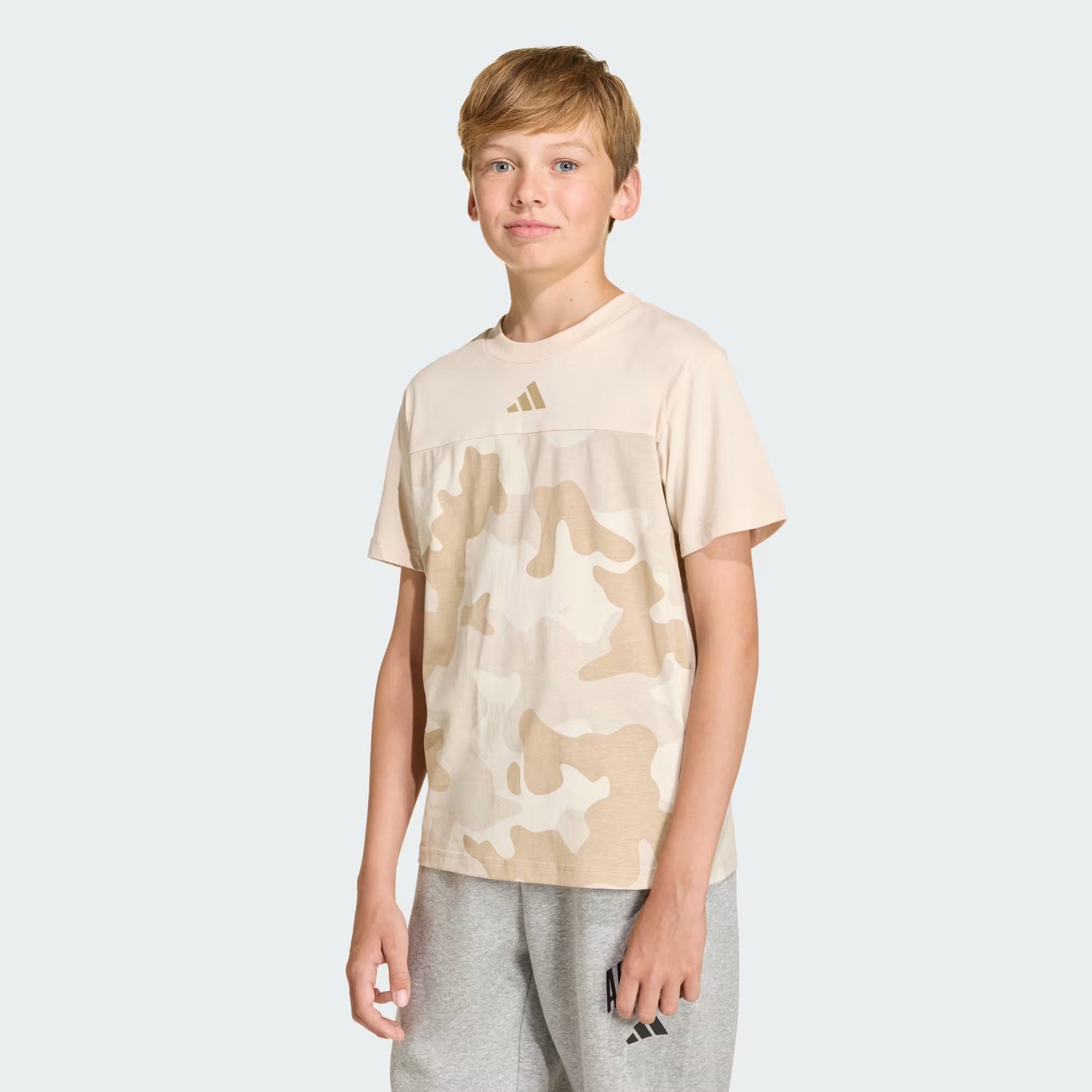 Camiseta de algodón Seasonal Essentials Camo para niños