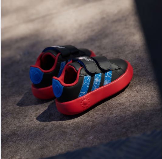 Zapatillas adidas x Marvel Spider-Man Grand Court para niños