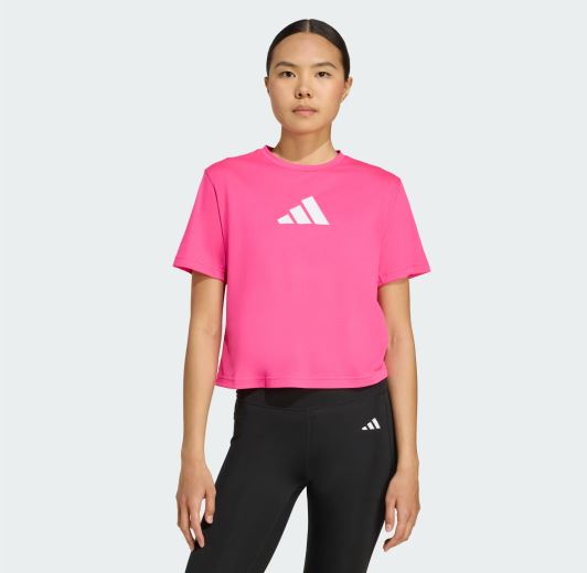 Polo de entrenamiento Essentials logotipo grande