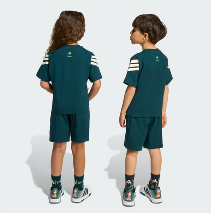 Conjunto de shorts y polo para niños