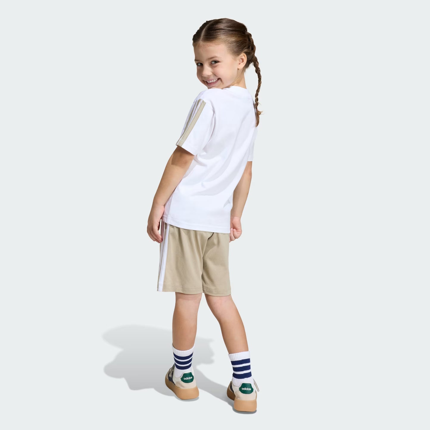 Conjunto Camiseta Essentials Niños