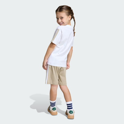 Conjunto Camiseta Essentials Niños