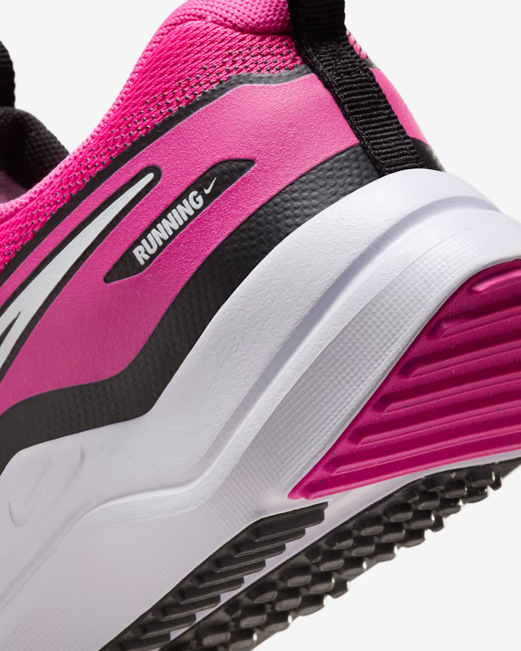 Nike Cosmic Runner Tenis de correr en pavimento para niños grandes