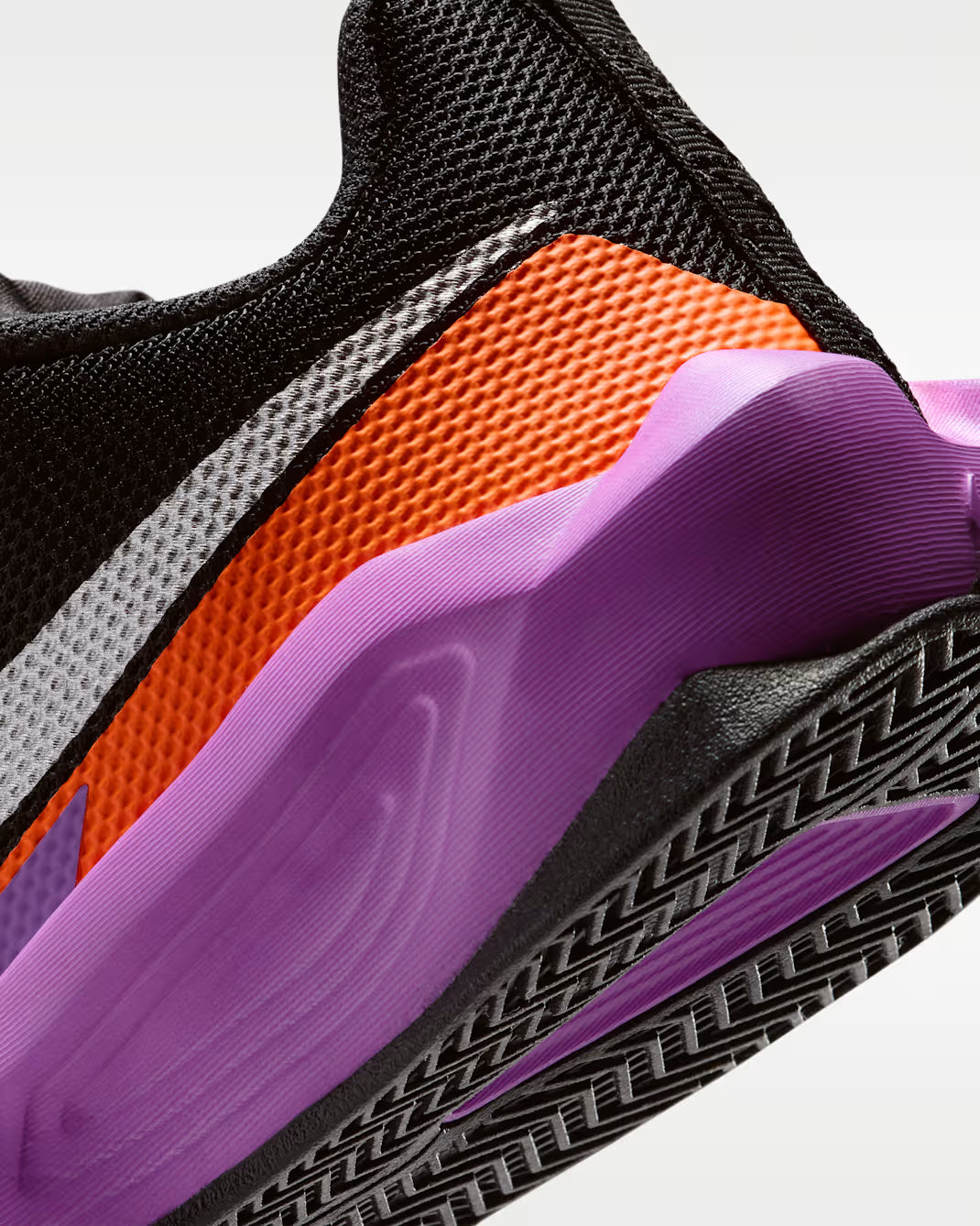 Nike S.T. Dynamite Tenis de básquetbol para niños grandes