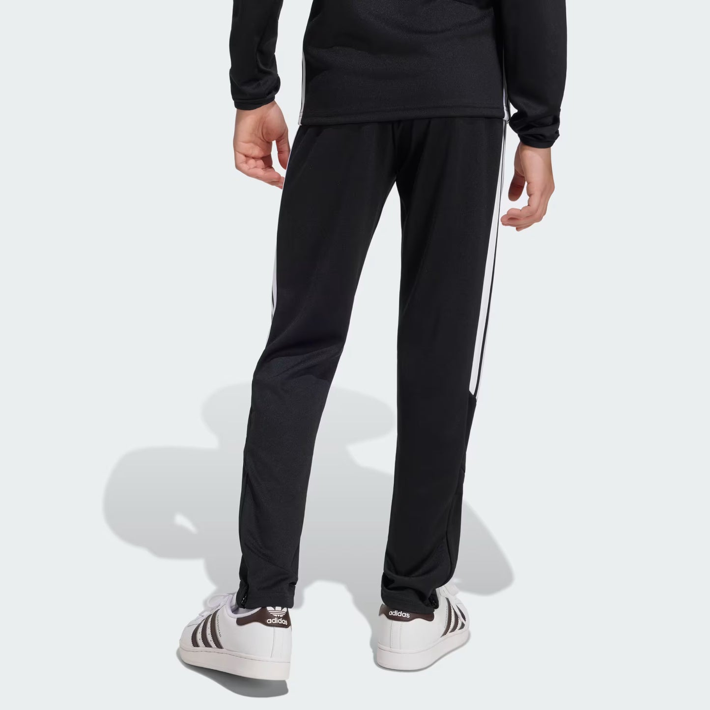 PANTALÓN DE ENTRENAMIENTO TIRO 26 ESSENTIALS NIÑO/A