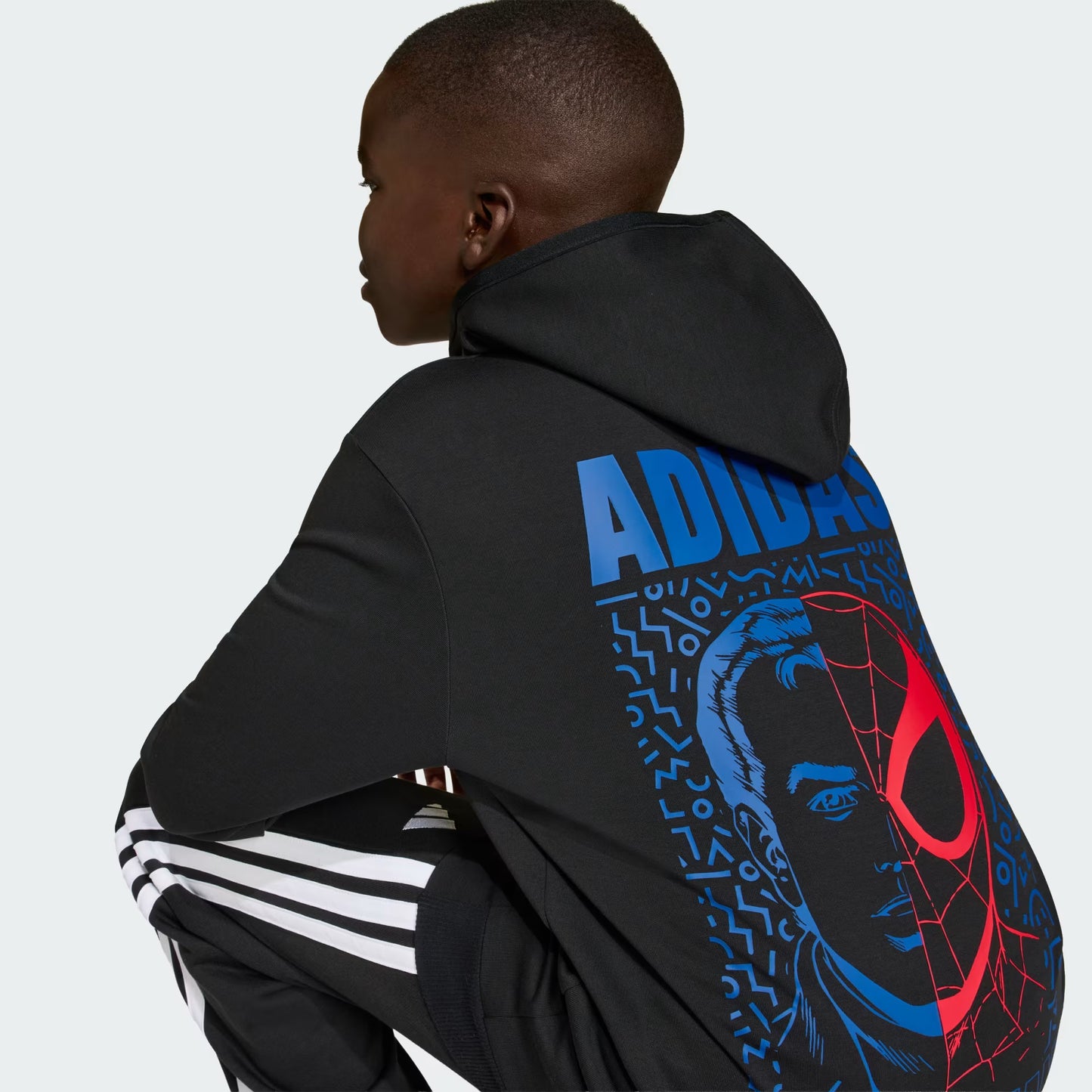 POLERA CON CAPUCHA adidas MARVEL SPIDER-MAN