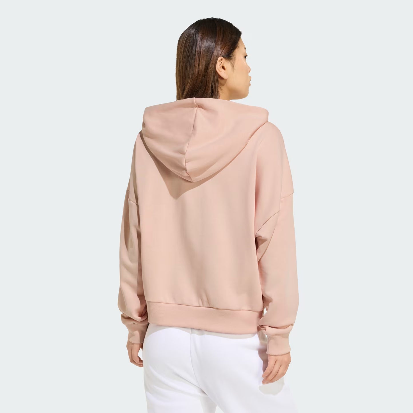 Polera con Capucha Essentials Big Logo Tela French Terry Holgada