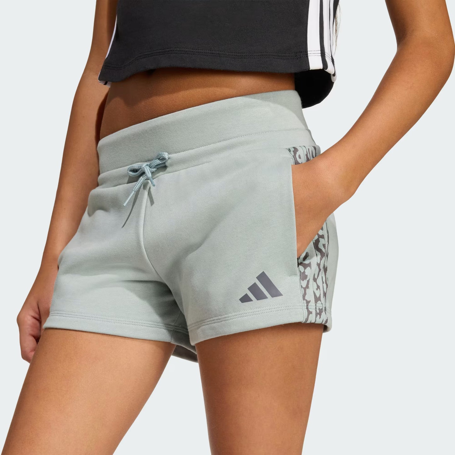 SHORTS SEASONALS ANIMAL