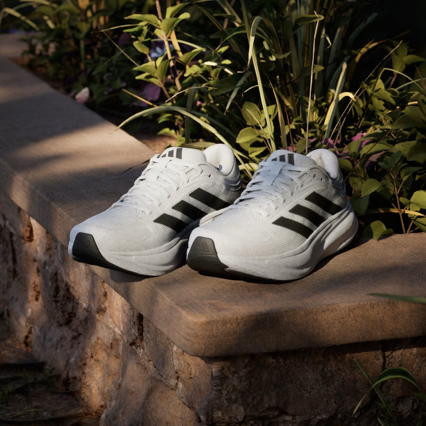 ZAPATILLAS RESPONSE 2 RUNNING