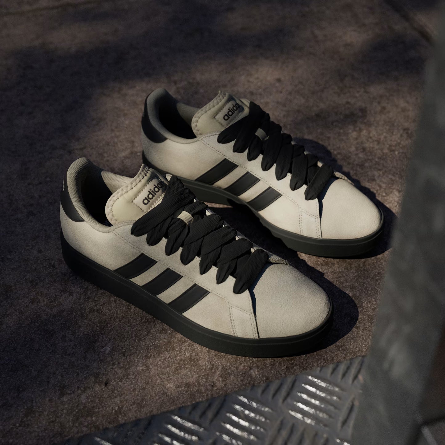 Zapatilla Grand Court Base 00s